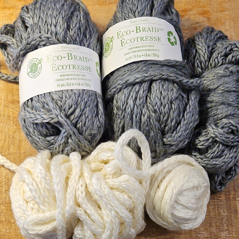 Yarn in Gray and Cream